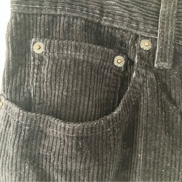 NWT Woman’s Levi's Low Pro Straight Leg Black Corduroy Pants (31 X 30) - Picture 7 of 10